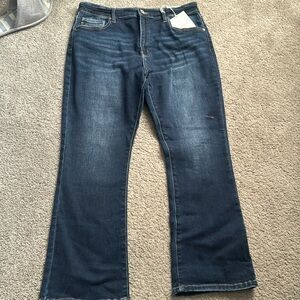 Women’s KanCan crop or ankle Jean